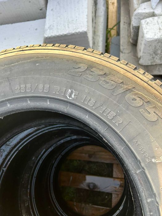 Anvelope 225/55 R17 Continental de Iarna