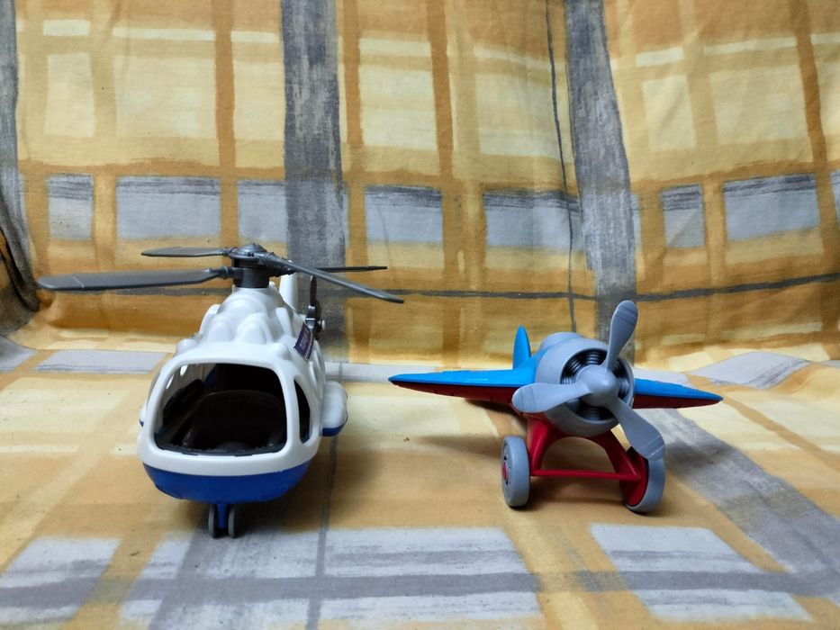 Продам б/у игрушки в отличном состоянии