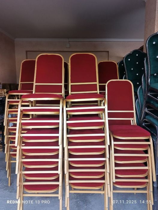 Stulllar srochni sotiladi