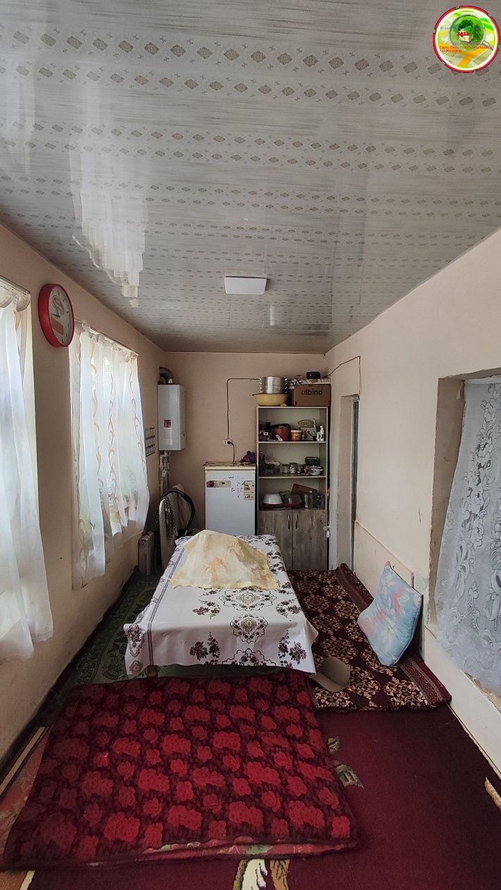 Продаётся М.Улугбекский район 2х ком/1/2. Цена 53000 у.е