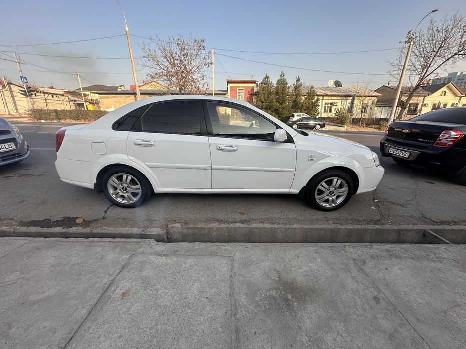 Laceti 1.6 aftamat 2013