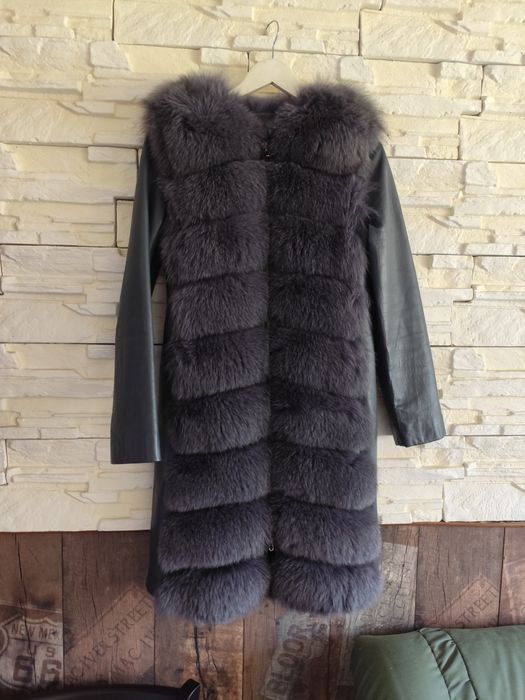 Естествена кожа и естествен косъм мЛ палто  550лв