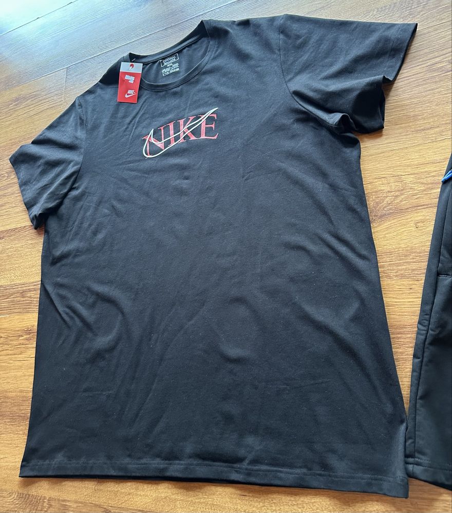 Мъжки,памучен,къс екип Nike в черно,ГОЛЕМИ РАЗМЕРИ