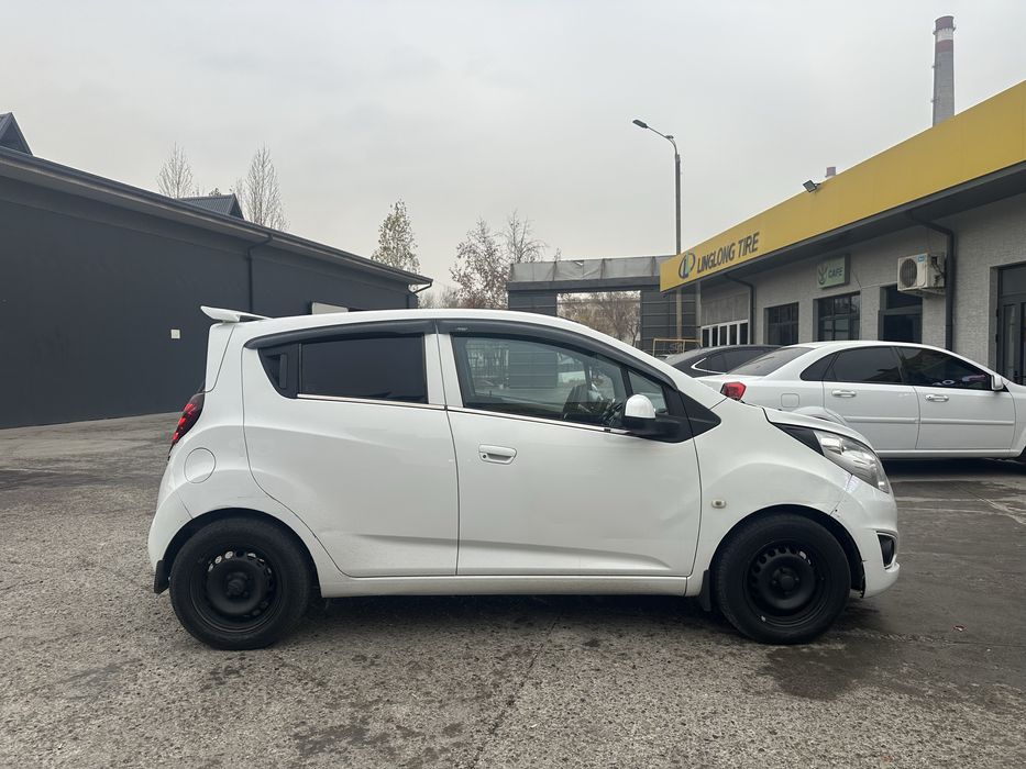 Spark 3 pozitsiya srochni sotiladi