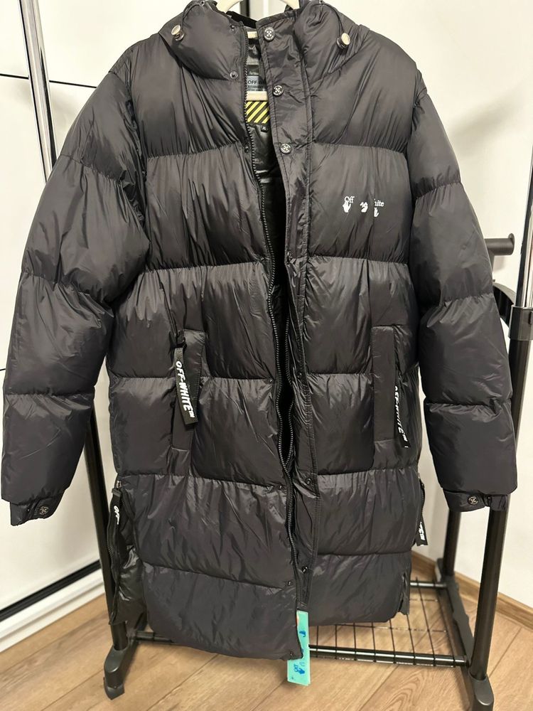 Geacă Off White - Calitate Premium - Mărimea XL