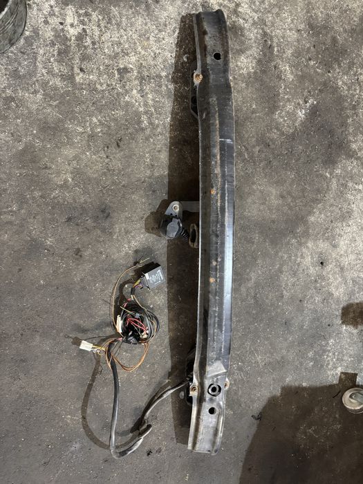 Carlig fix cu instalatia completa BMW E60 E61