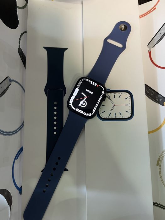 Apple Watch Series 7 45mm Blue