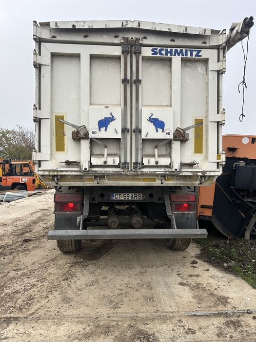 De vanzare remorca SCHMITZ