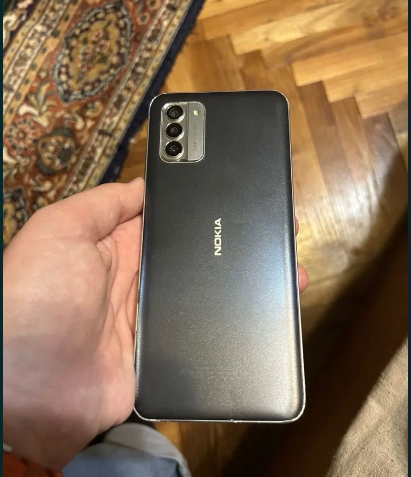 Nokia G42 Има леки забележки но никаде не счупен