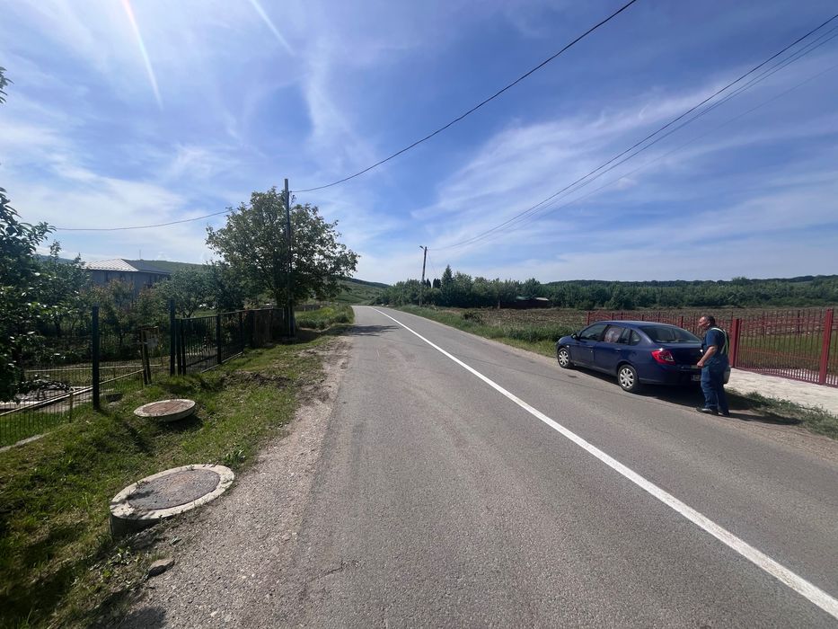 TEREN de vânzare ideal pentru construcții de case și duplex