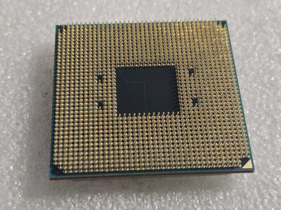 Procesor AMD Ryzen 5 5600G 6-Core 3.9GHz, socket AM4 7nm