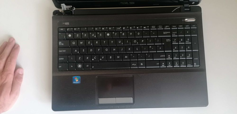 Лаптоп ASUS за части