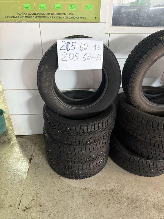 Продам шины 4 комплет фирма Нокиан