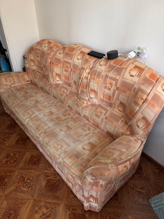 Продам диван + маленький диванчик