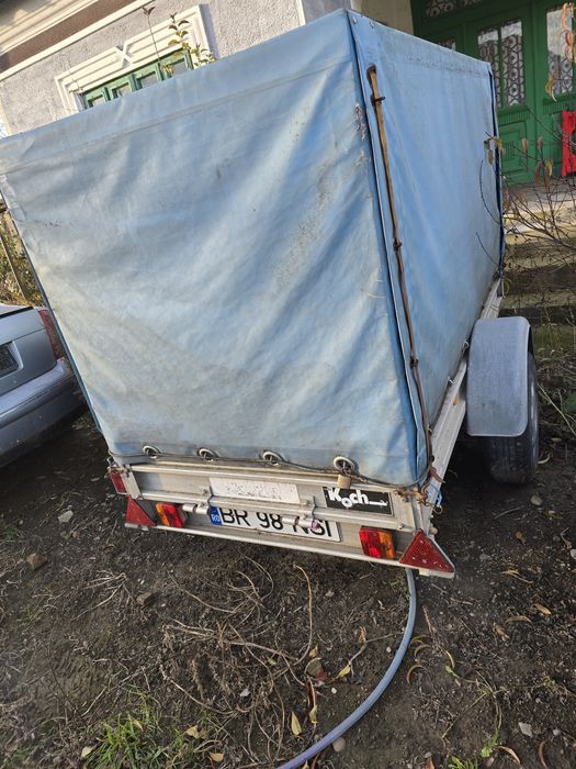 Vând remorca 750 kg