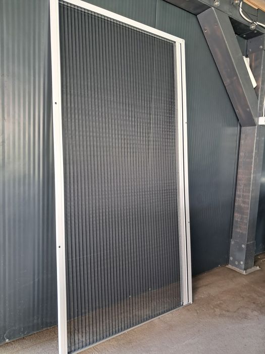 Rulouri exterioare – ca să nu te mai trezească găinile vecinului geam