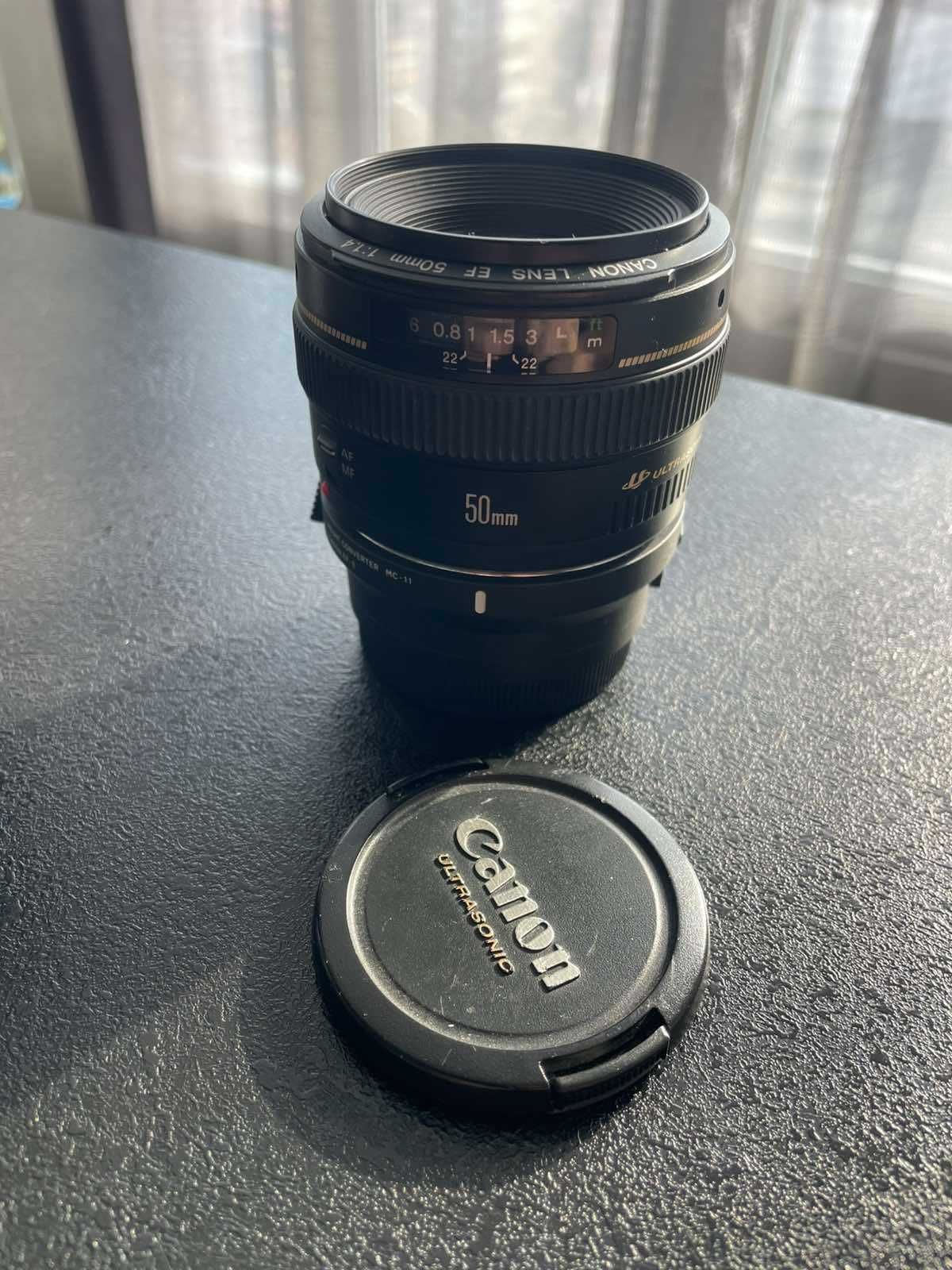Canon lens EF 50mm 1.4