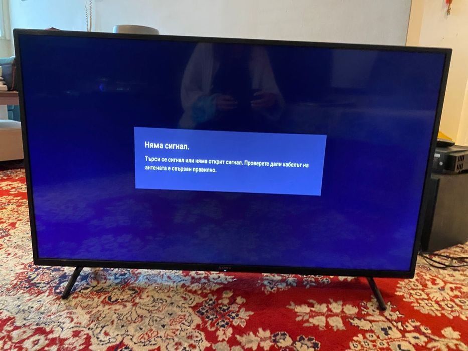 Телевизор Sony 43 инча