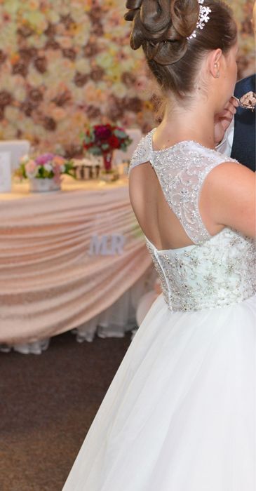 Vand rochie de mireasa