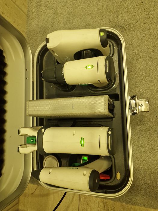 Swt 4 scule cu acumulator