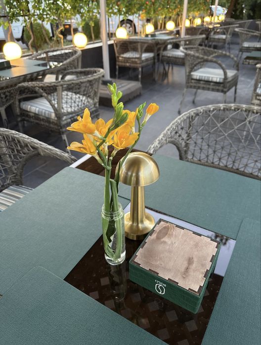 Терасный стол стул комплект сотилади кафеларга ва уйга яхши