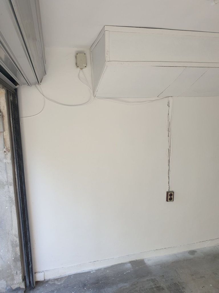 Дава се под наем Гараж / Паркомясто в Пловдив, Южен - 22 кв.м за 127.5 € - Снимка #4