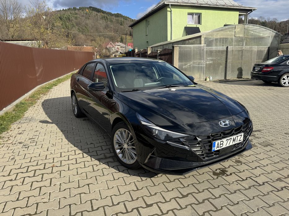 Hyundai elantra exclusive highway