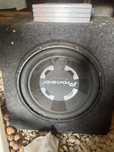 Subwoofer auto+ amplificator.