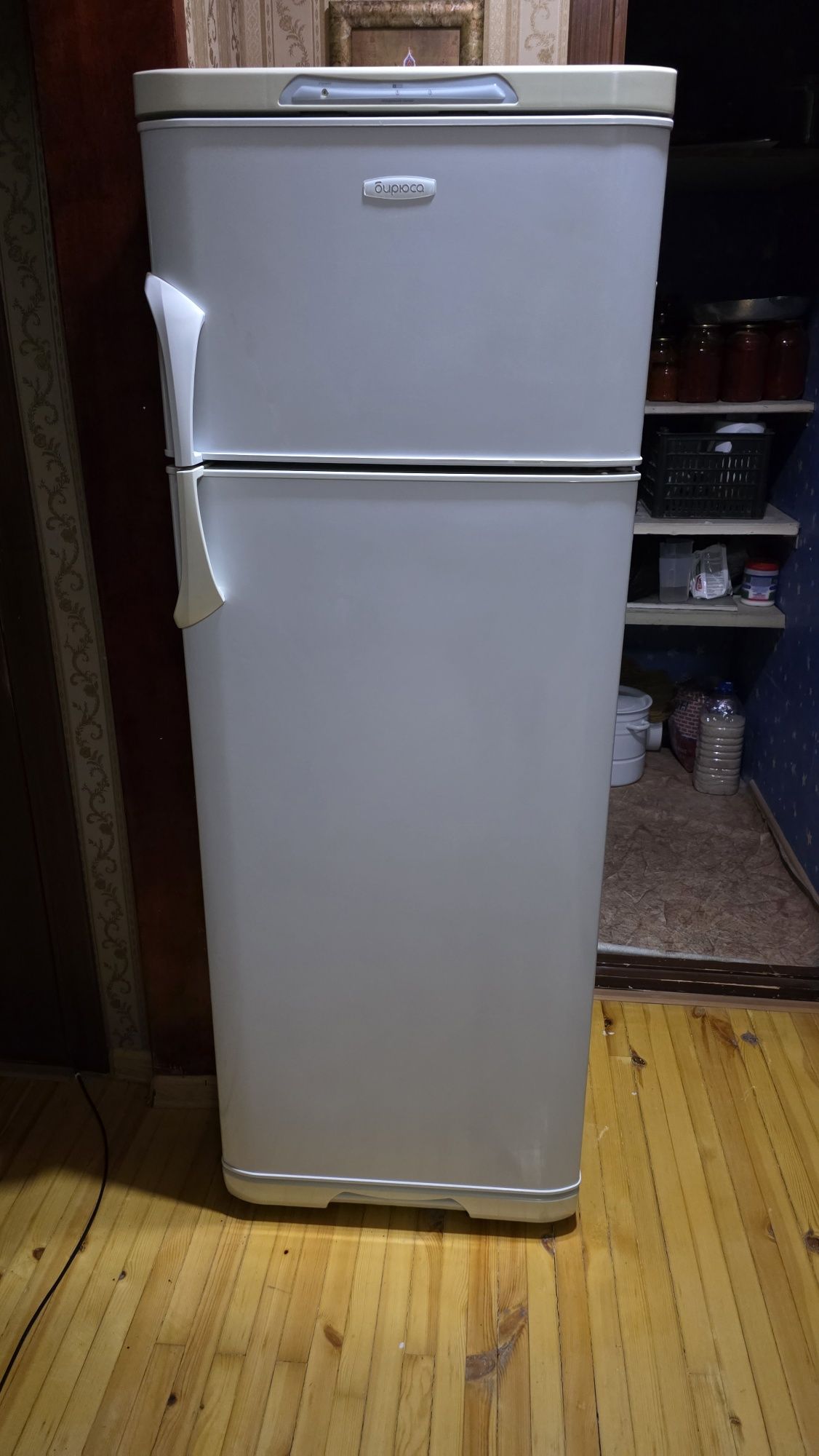 Продам холодильник Бирюса
