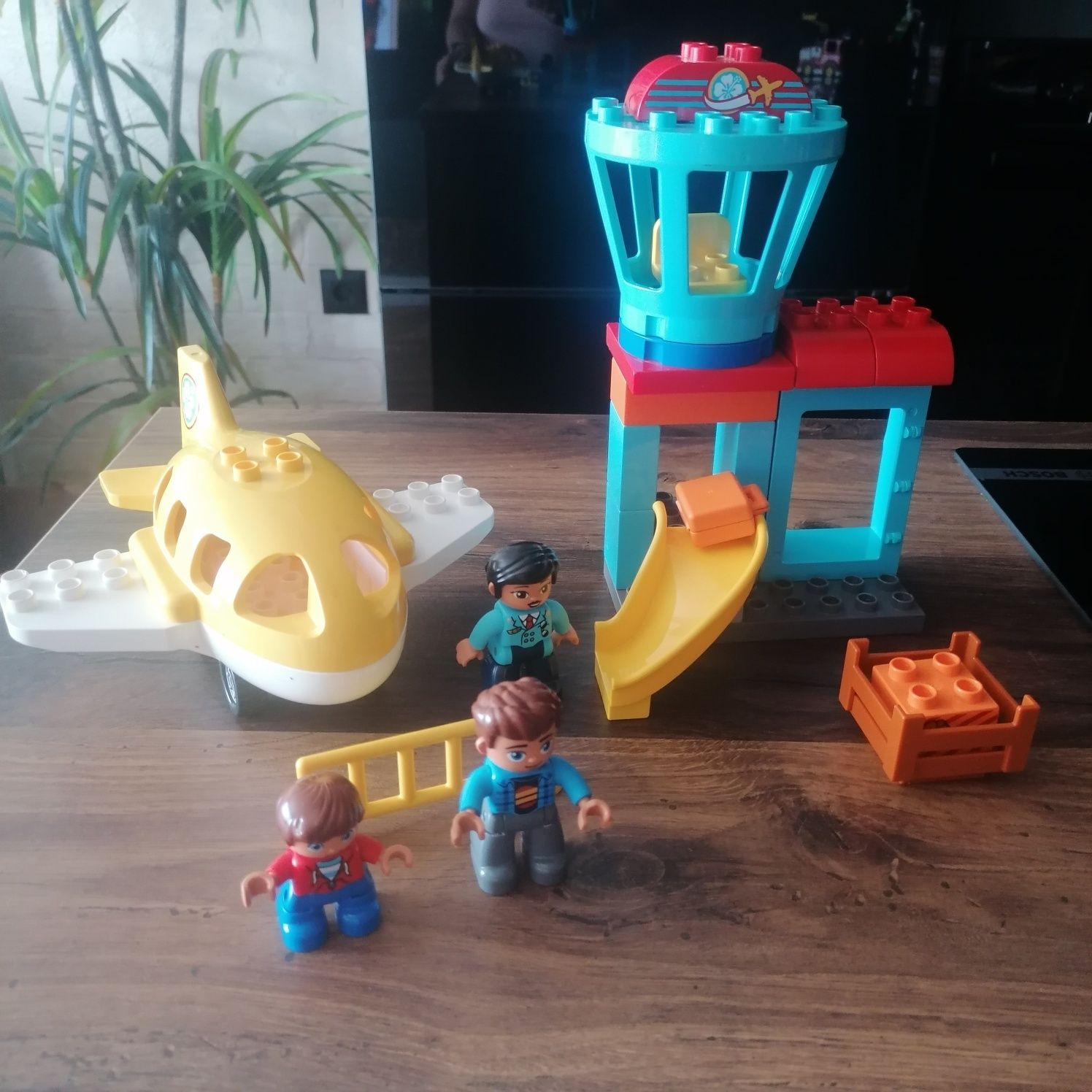 Lego Duplo летище, пожарна и самолет