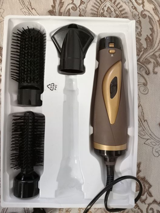 Продам Фен стайлер.
