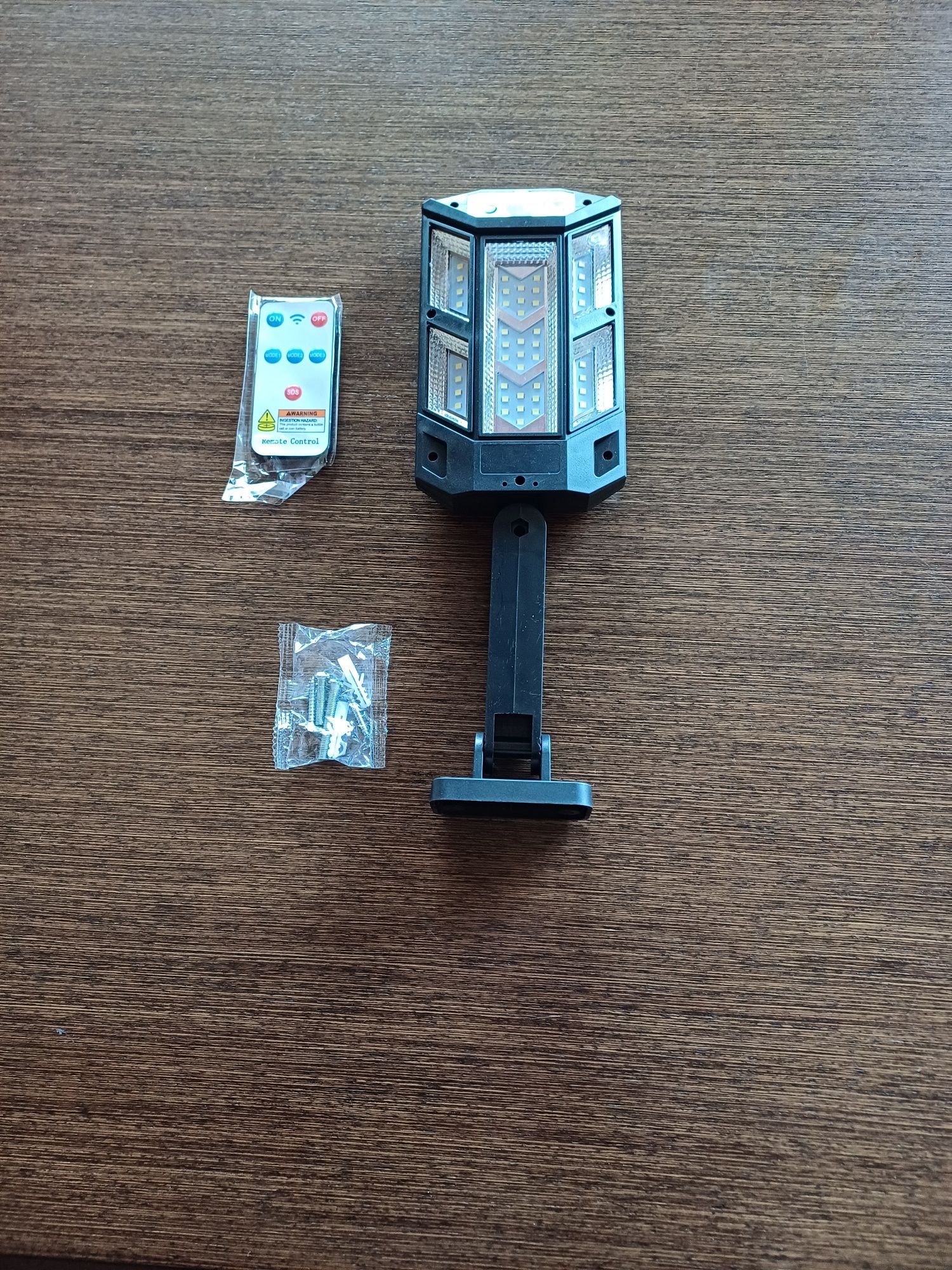 Лампа соларна 43LED.  2600w,5,5v   външна стенна