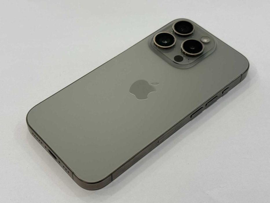 iPhone 15 Pro 128GB -Natural Titanium