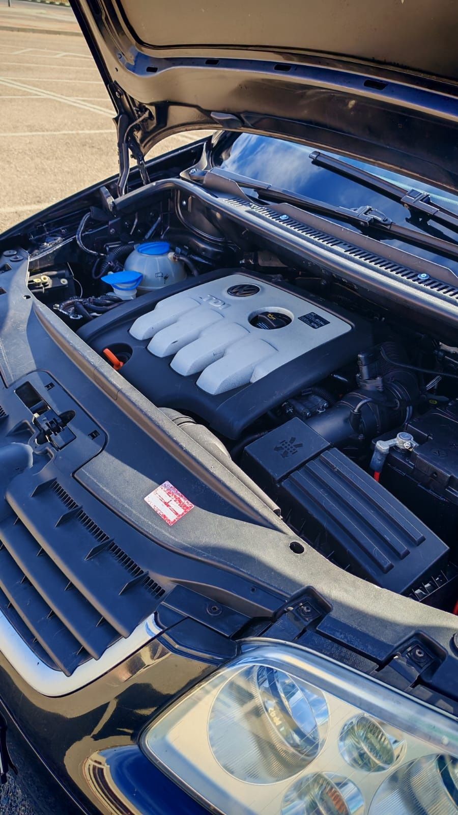 Vând VW TURAN fabricație 2005 2000 dizel