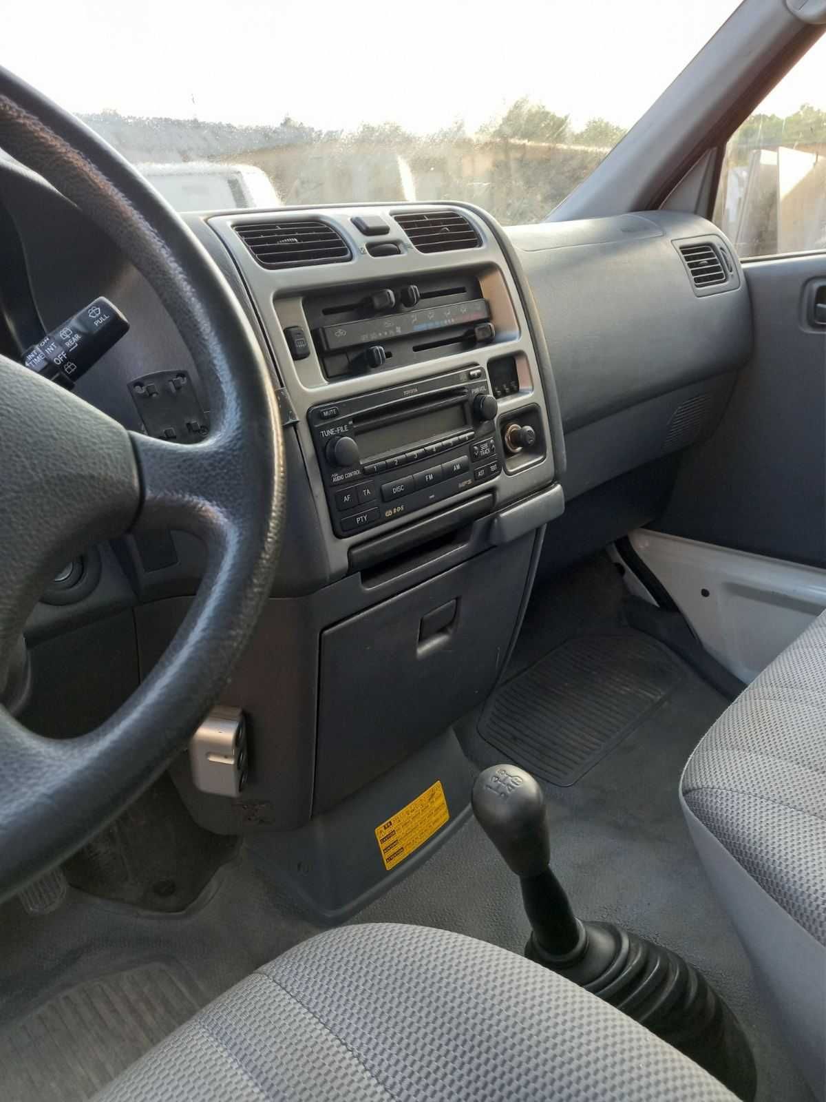 Toyota Hiace 2,5 d4d 4x4 перфектен обслужен без забележки