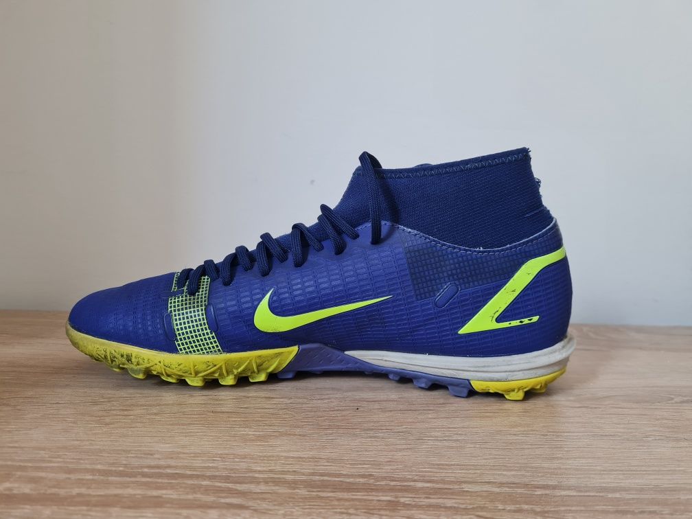 Стоножки Nike Mercurial Superfly 8 Academy TF