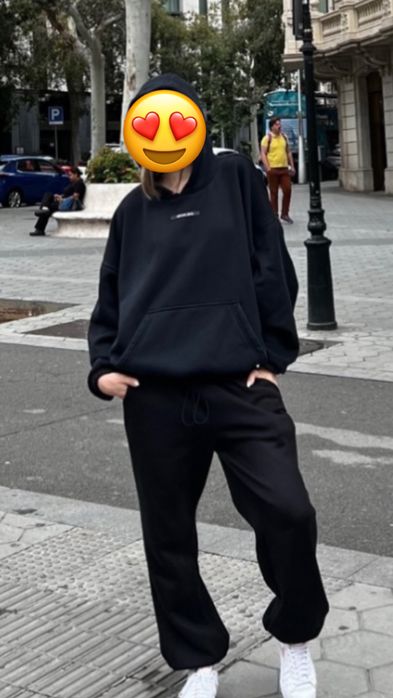 Спортивный повседневный костюм Ave