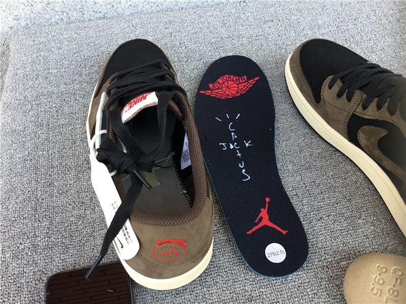 Travis Scott Air Jordan 1 Retro Low OG SP