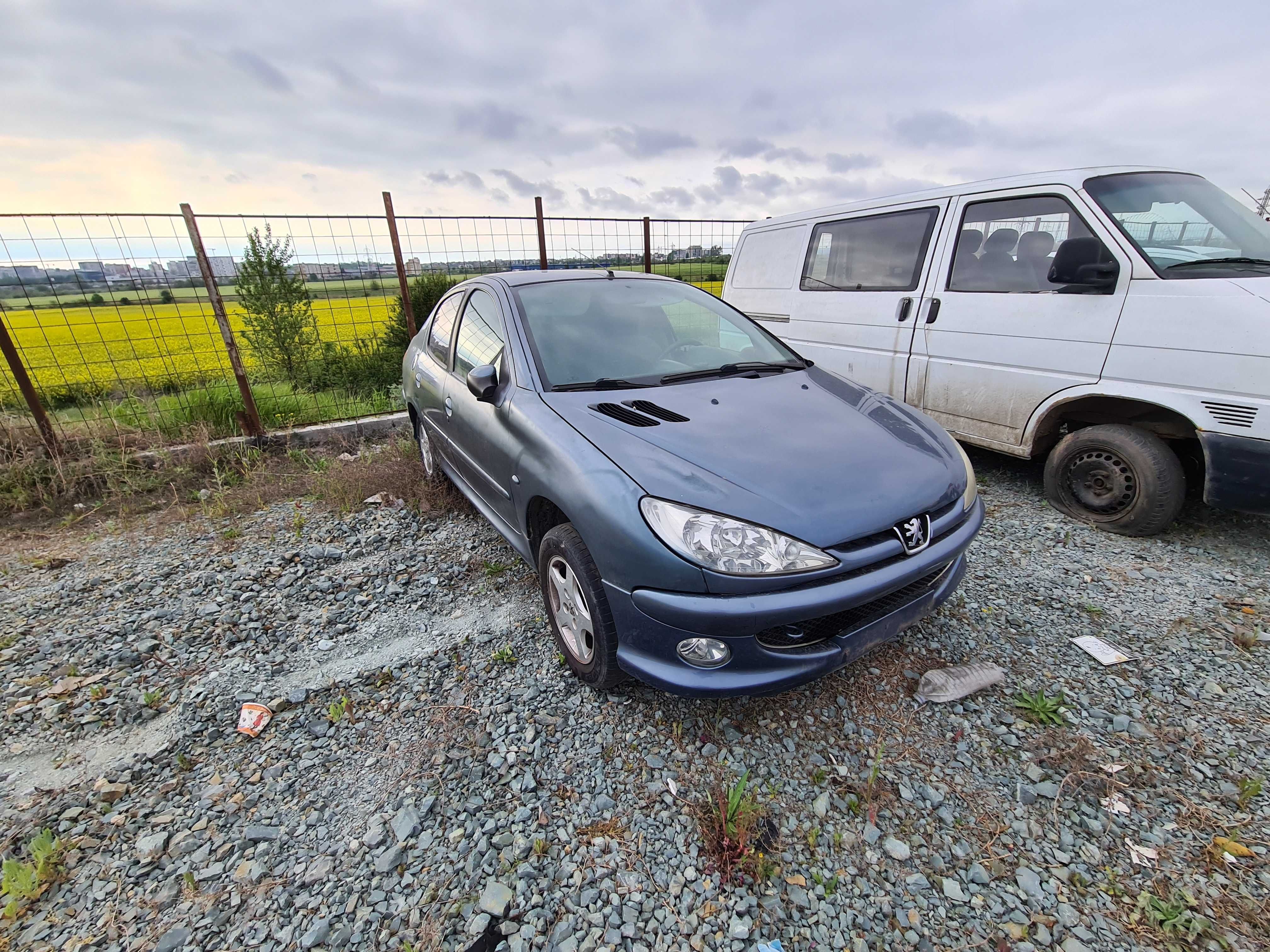 Dezmembram peugeot 206 sedan