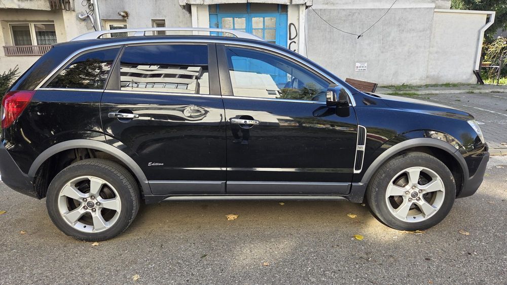Vând Opel antara