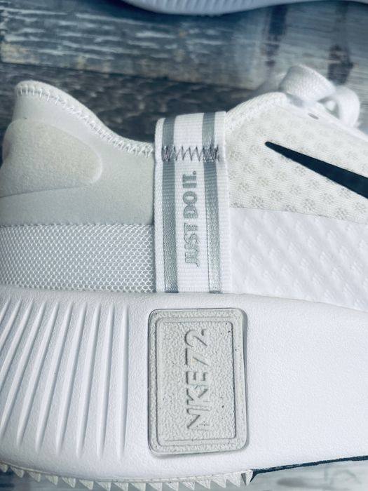 Nike Air Reposto - фитнес маратонки