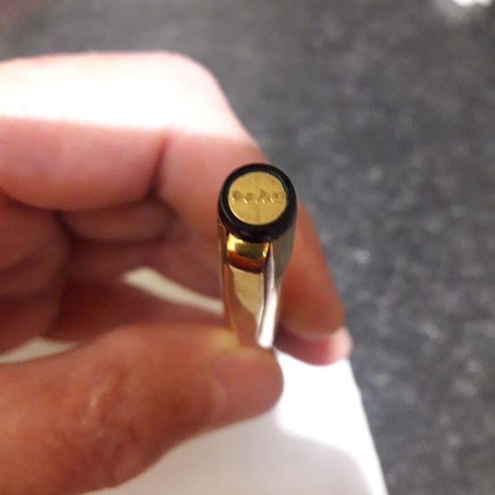 Pix prezidential GEHA,placat cu aur 18k.