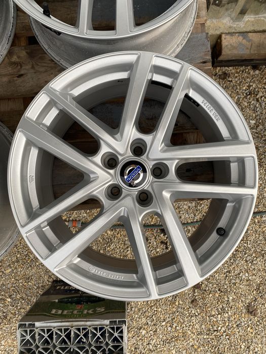 18 цола 5 х 108 мм Волво , Форд , Ford , Volvo XC 60 , XC 40 , XC 90