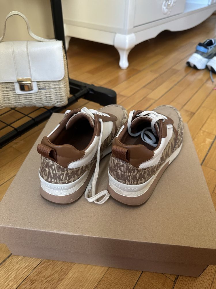 Дамски обувки Michael kors