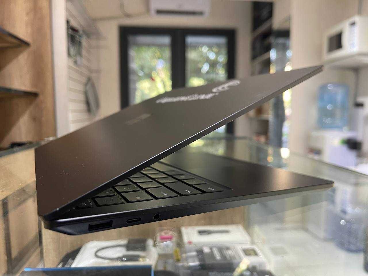 Microsotf Surface laptop 3 CORE i7-1065G7 ram 16 ssd 256