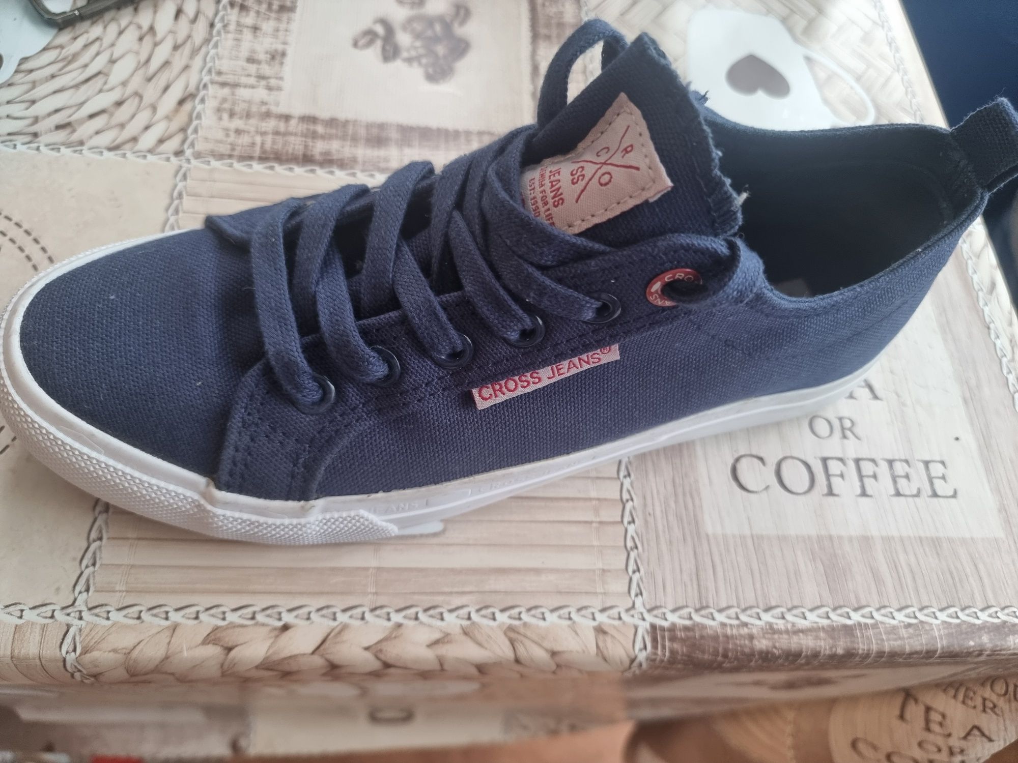 Cross Jeans teniși Bleumarin
Teniși DD1R4068C Bleumarin