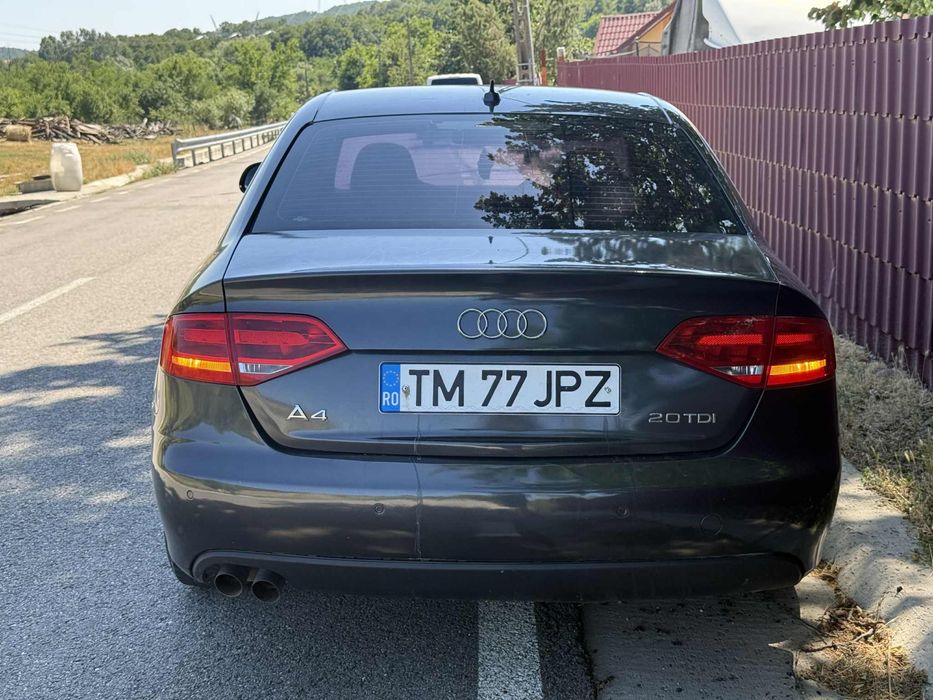 Vand Audi A4 2010