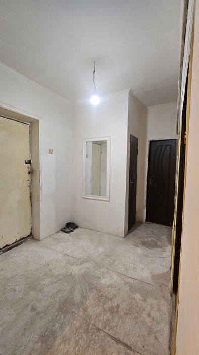 2 xonali 1 etajda oldi orqa agaroy garajlariga ega bo'gan 77 seriali