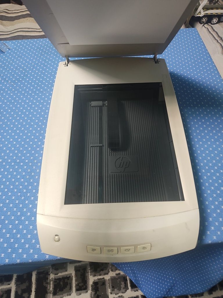 Скенер HP scanjet 4400