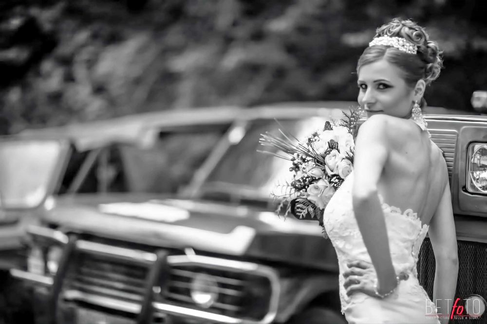 Vand rochie mireasa tip sirena